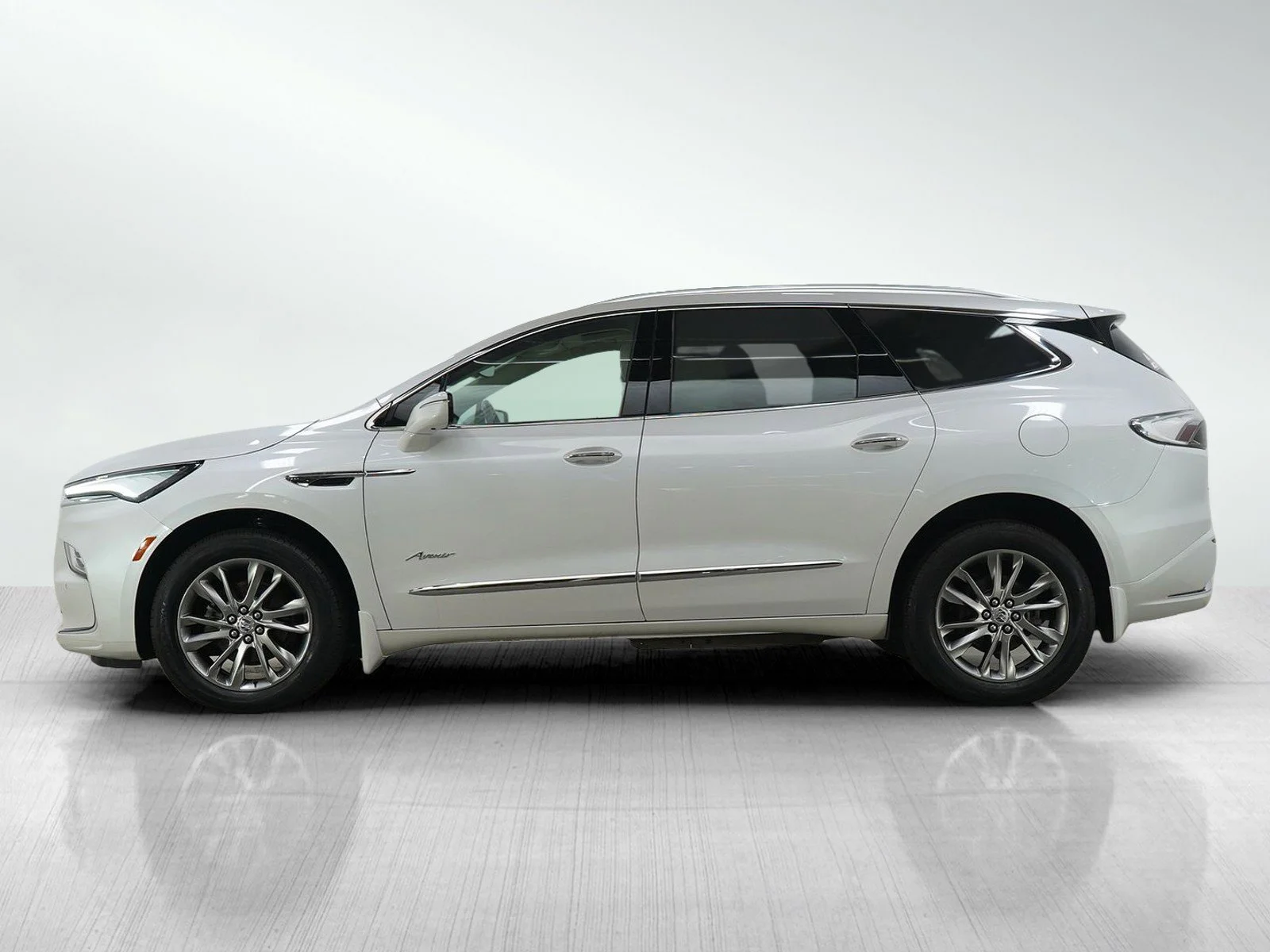 Used 2023 Buick Enclave Avenir with VIN 5GAEVCKW2PJ200331 for sale in Roseville, Minnesota