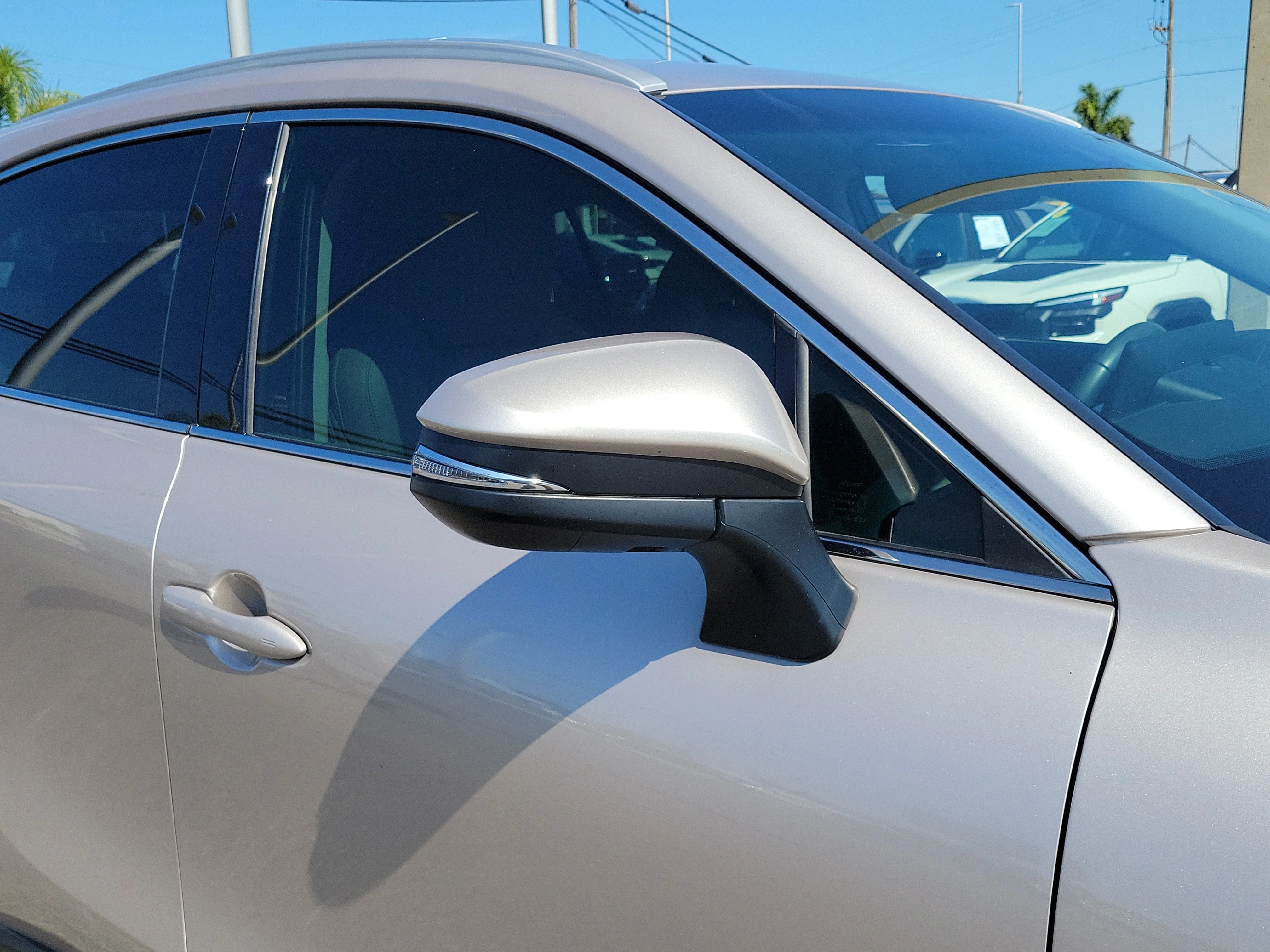 Used 2023 Champagne Toyota LE image 9