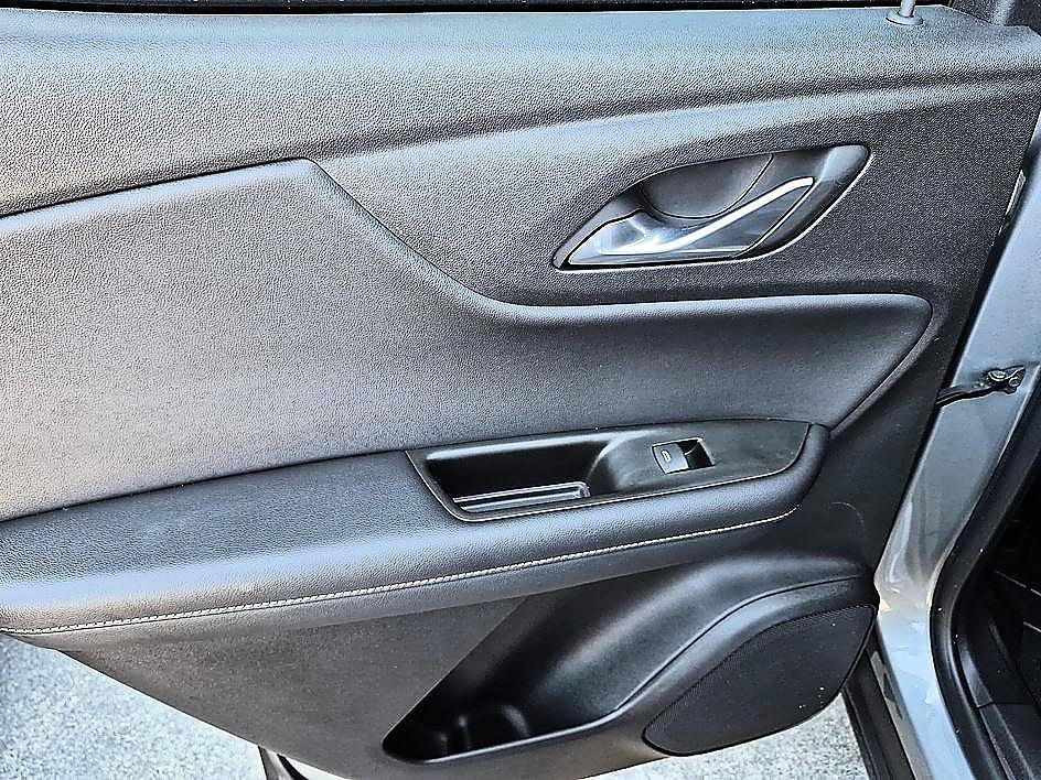 Used 2024 Sterling Gray Metallic Chevrolet LT image 26