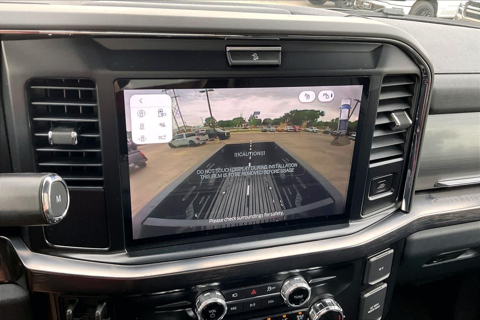 New 2026 Agate Black Metallic Ford F-250® Lariat® image 19