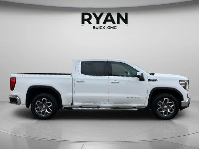 2026 GMC Sierra 1500 SLT - Photo 8