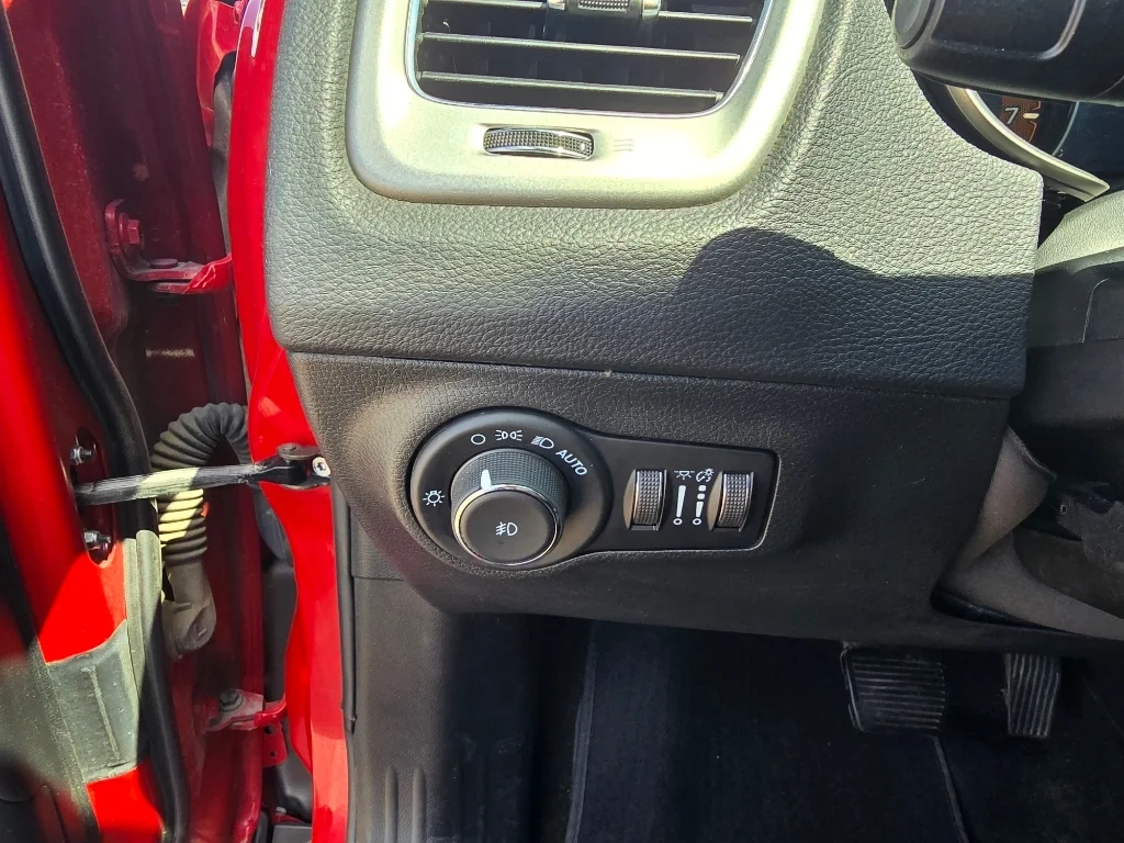 Used 2021 Redline Pearlcoat Jeep 80th Anniversary image 18