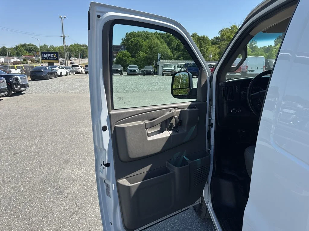 Used 2023 White Chevrolet Work Van image 19