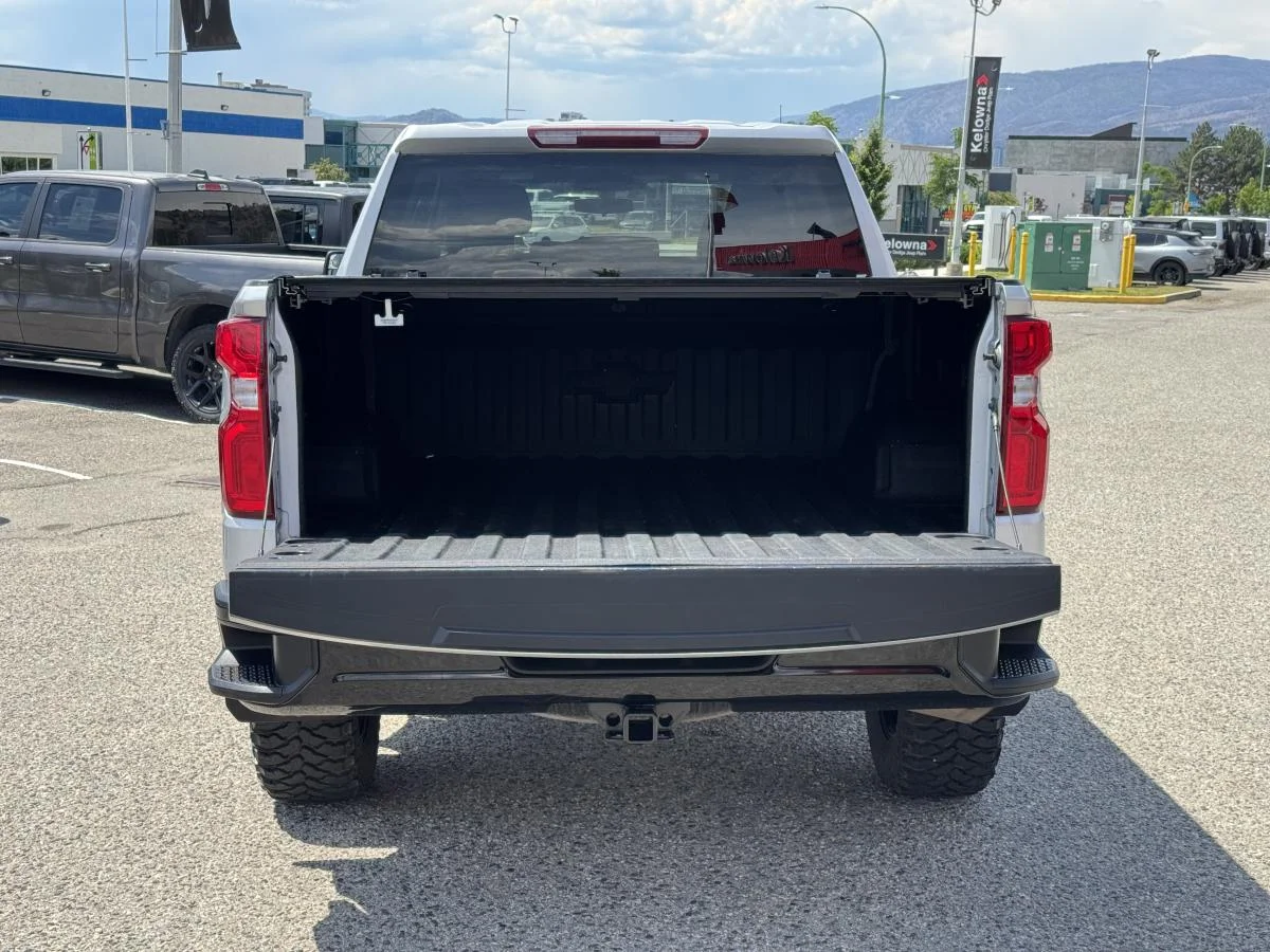 Used 2022 Beige Chevrolet Custom Trail Boss image 8