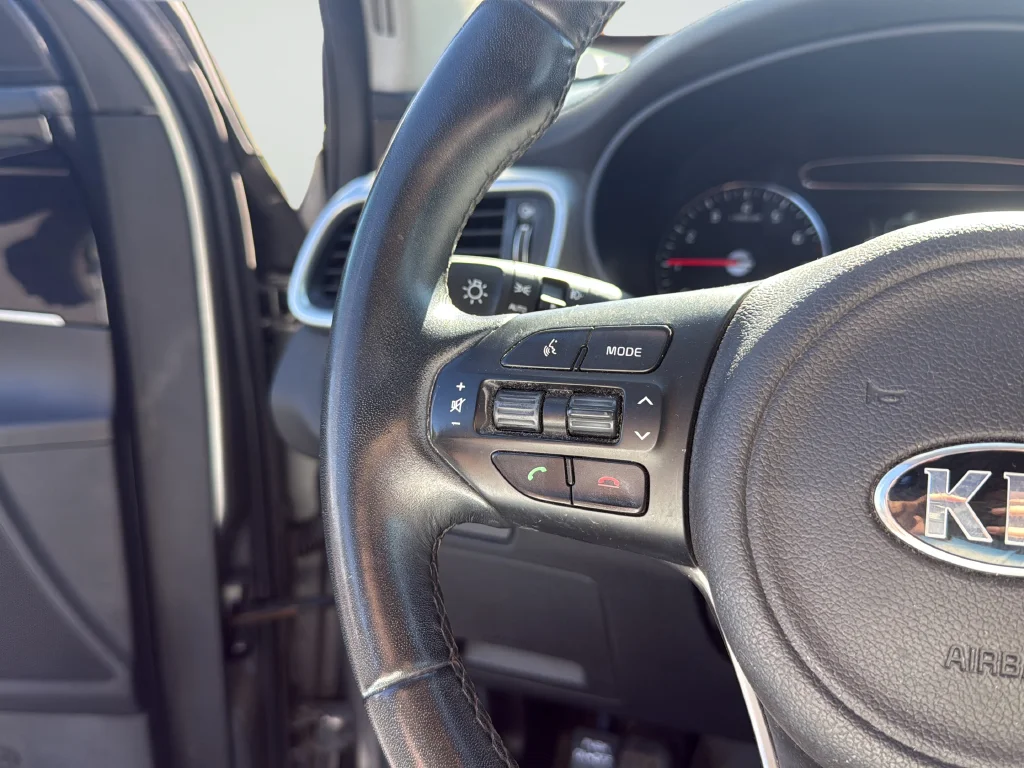 Used 2017 Silver Kia LX image 15