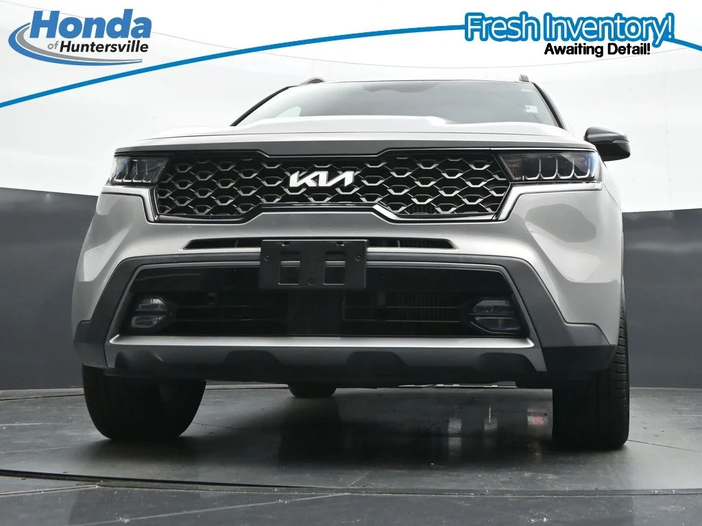 Used 2022 Gray Kia X-Line EX image 31