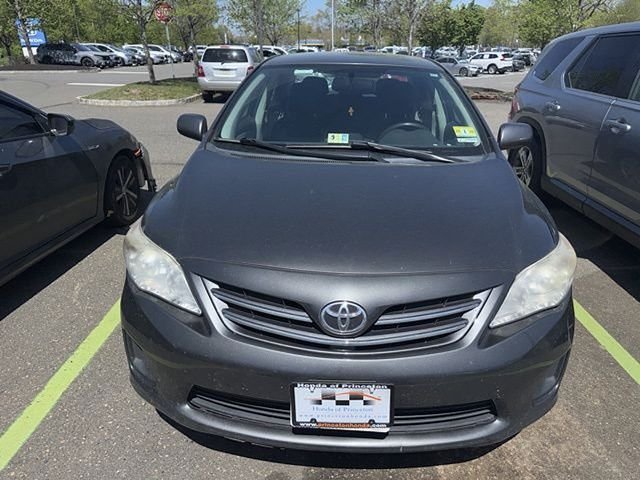 Used 2013 Toyota Corolla LE with VIN 2T1BU4EE3DC092242 for sale in Danbury, CT