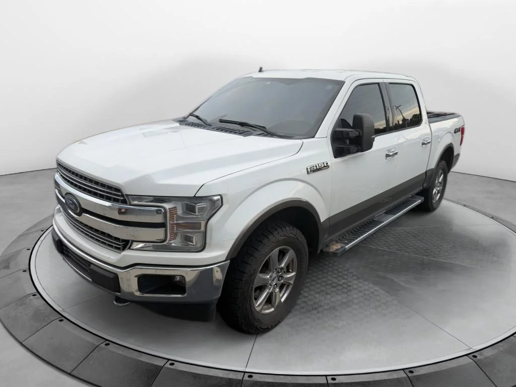 Used 2020 White Ford LARIAT image 1