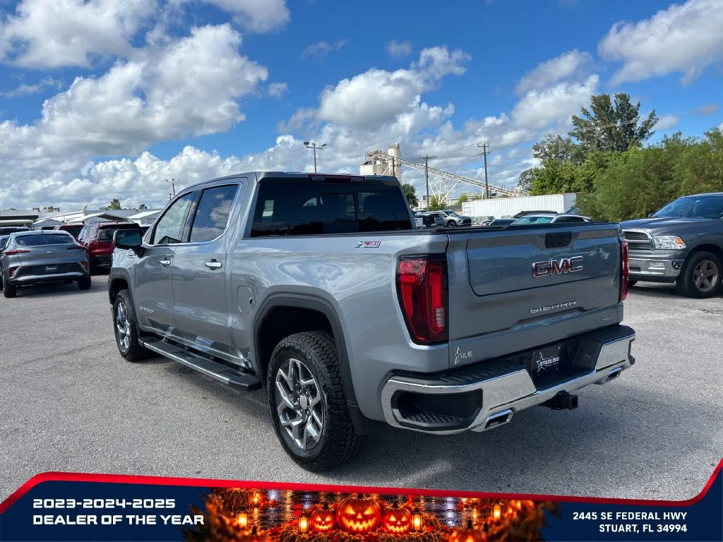 New 2026 Sterling Metallic GMC SLT image 5