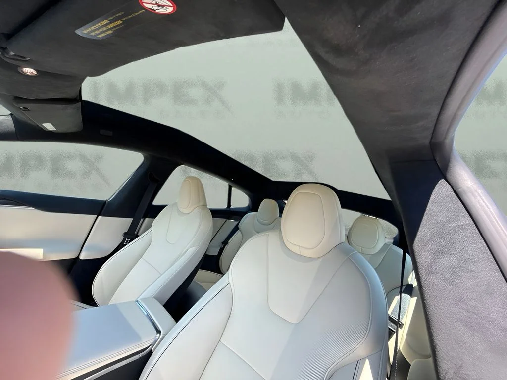 Used 2021 Blue Tesla Plaid image 6