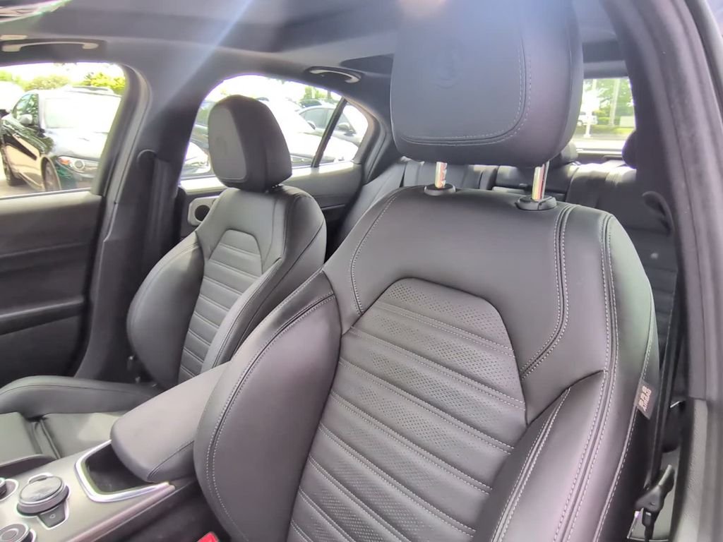 Used 2024 Black Alfa Romeo Veloce image 23