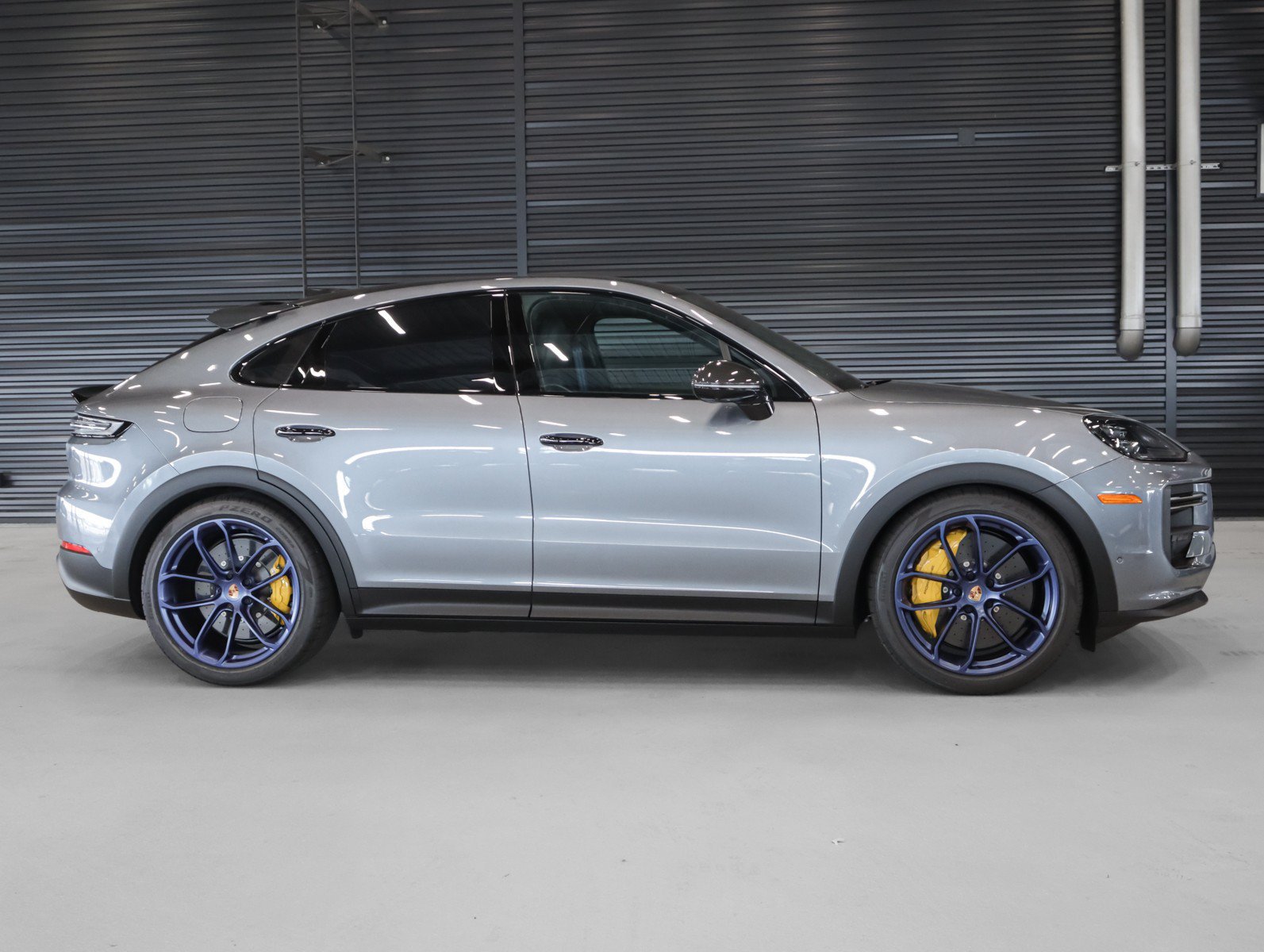 New 2026 Vanadium Grey Metallic Porsche Turbo GT image 11