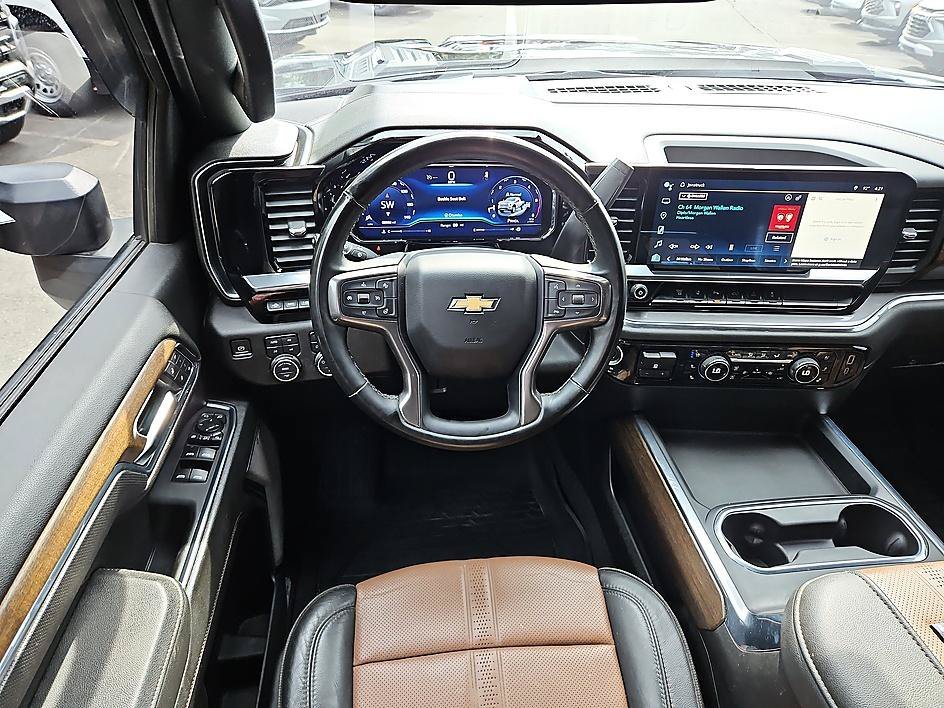 Used 2024 Black Chevrolet High Country image 15