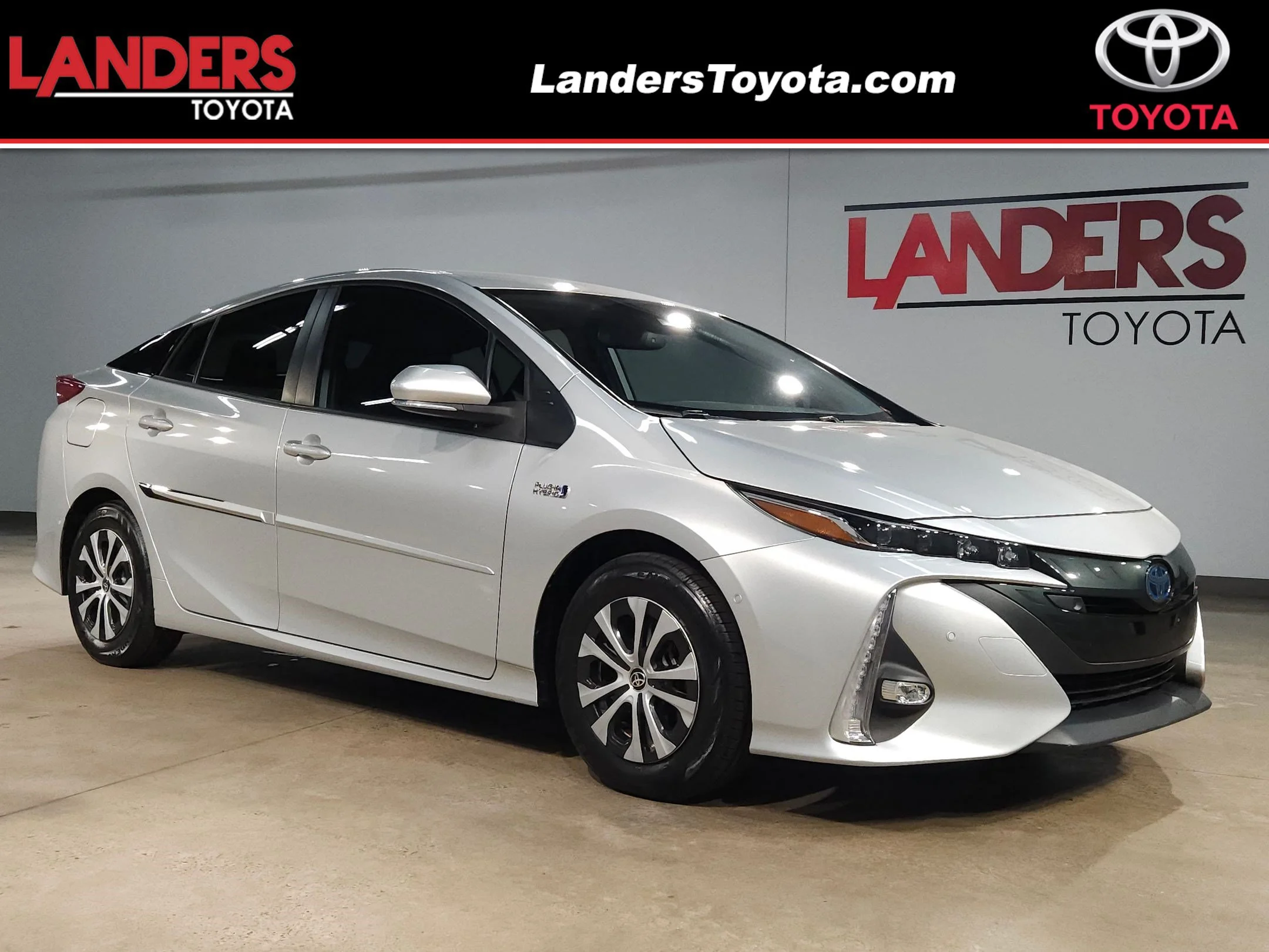 2021 Toyota Prius Prime Limited's photo