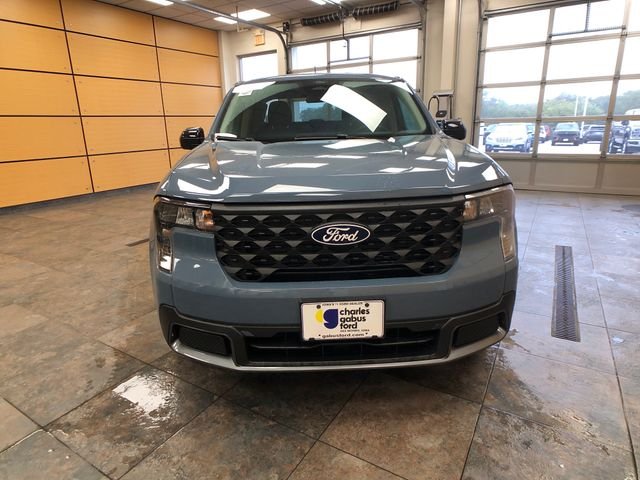 New 2026 Azure Gray Metallic Tri-Coat Ford XLT image 2
