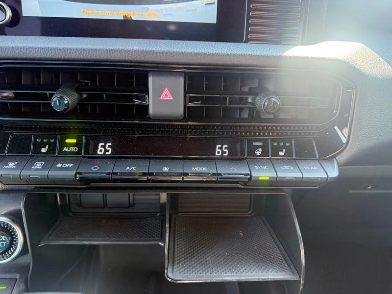 Used 2025 White Toyota 1958 image 10