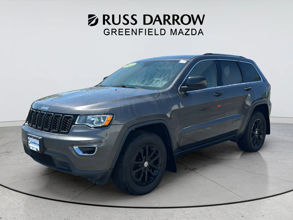 Used 2021 Gray Jeep Laredo X image 1