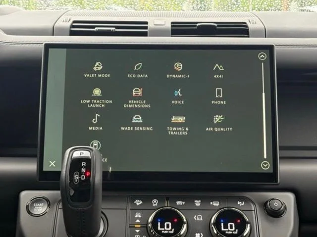 New 2026 Narvik Black Land Rover OCTA Black image 23