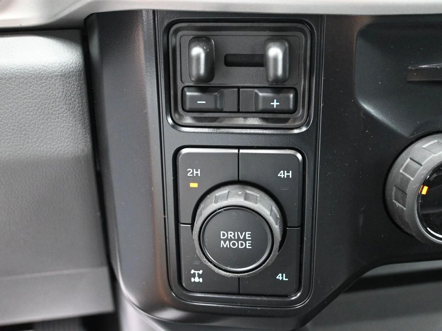2026 Ford F-250 Super Duty XLT - Photo 28