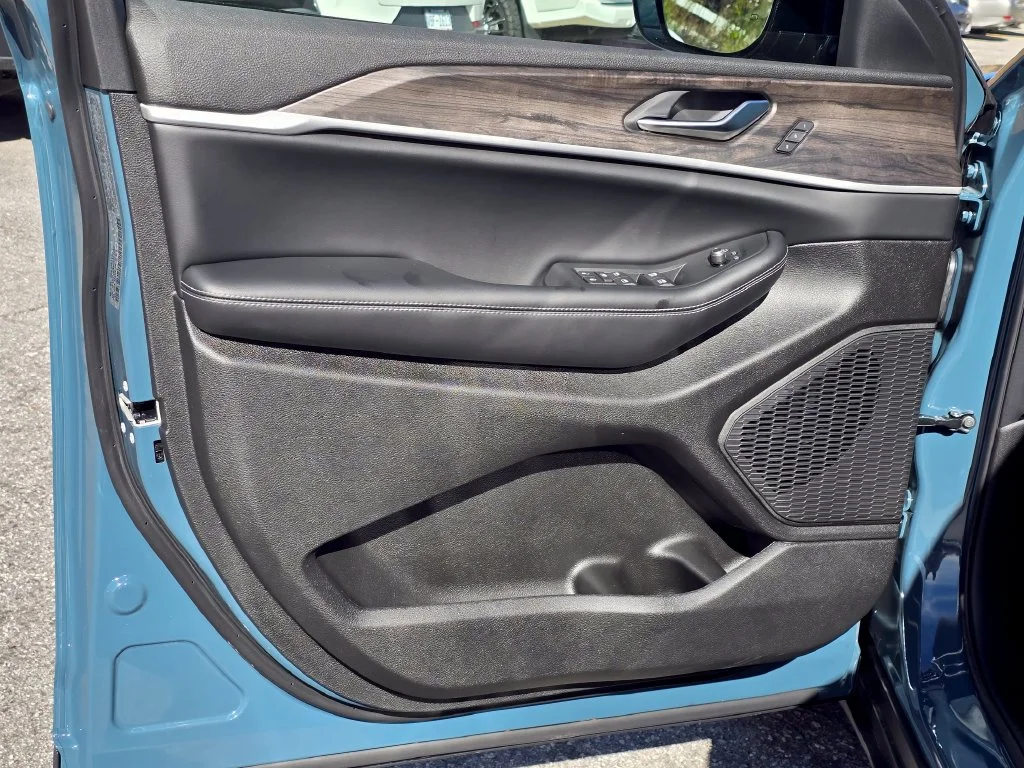 New 2027 Blue Jeep Limited image 35