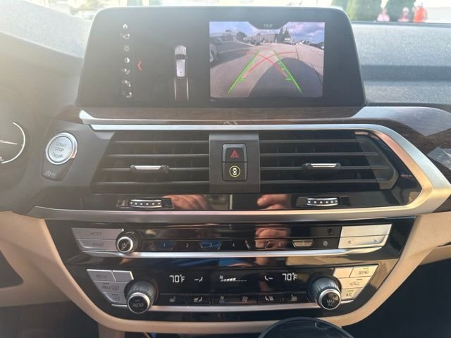 Used 2021 Black Sapphire Metallic BMW xDrive30i image 19