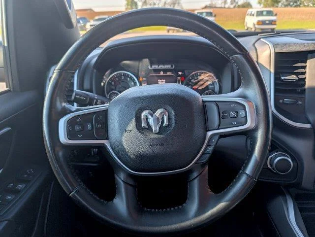 Used 2022 Diamond Black Crystal Pearlcoat Ram Big Horn image 14