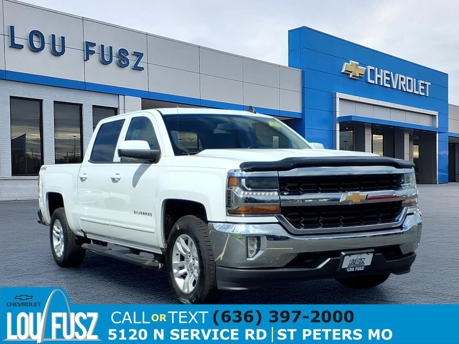 Used 2018 Summit White Chevrolet LT image 1