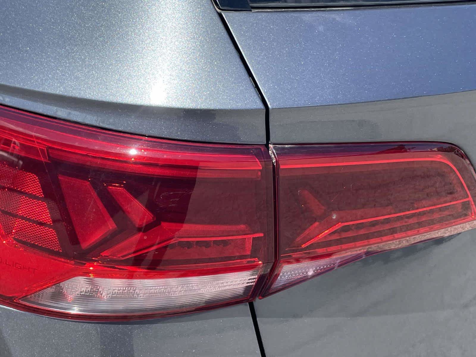 Used 2023 Platinum Gray Metallic Volkswagen SE image 19