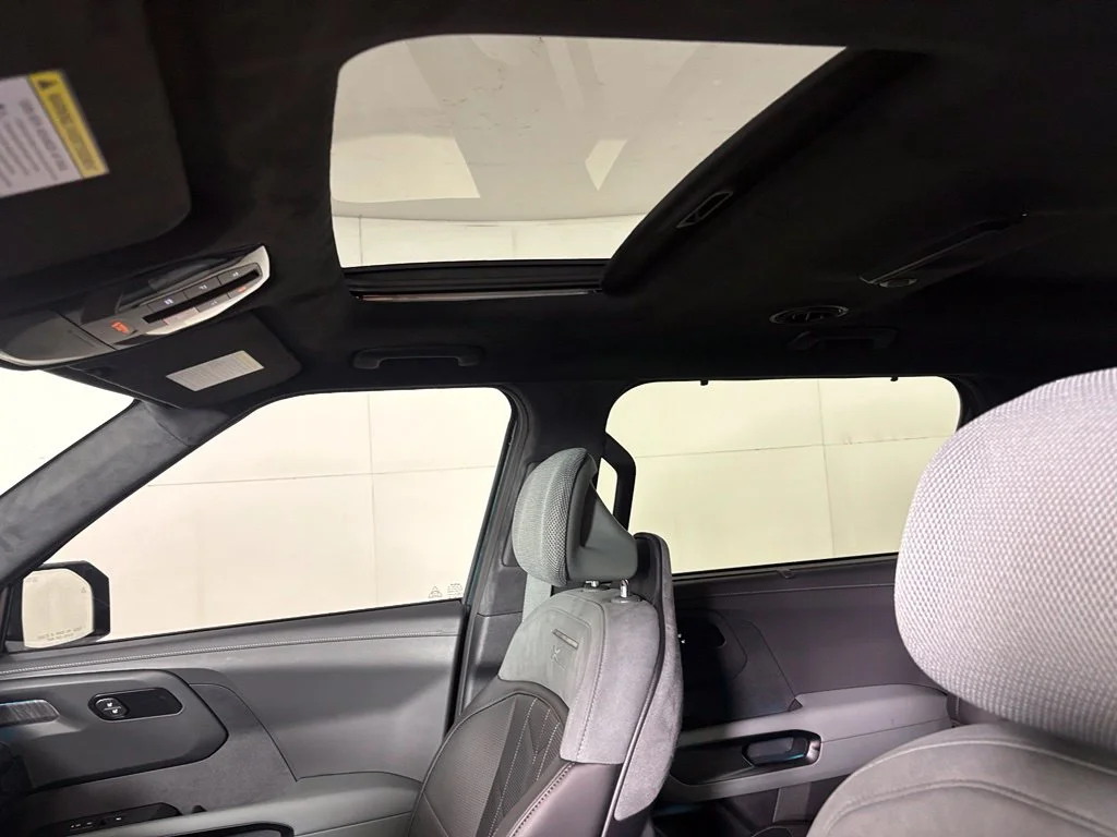 New 2027 Black Jade Green Kia X-Line SX Prestige image 40