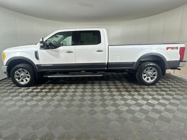 Used 2017 Gray Ford Lariat image 7