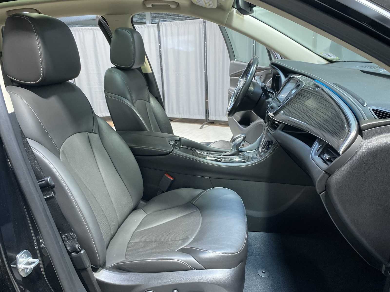 Used 2017 Ebony Twilight Metallic Buick Essence image 14