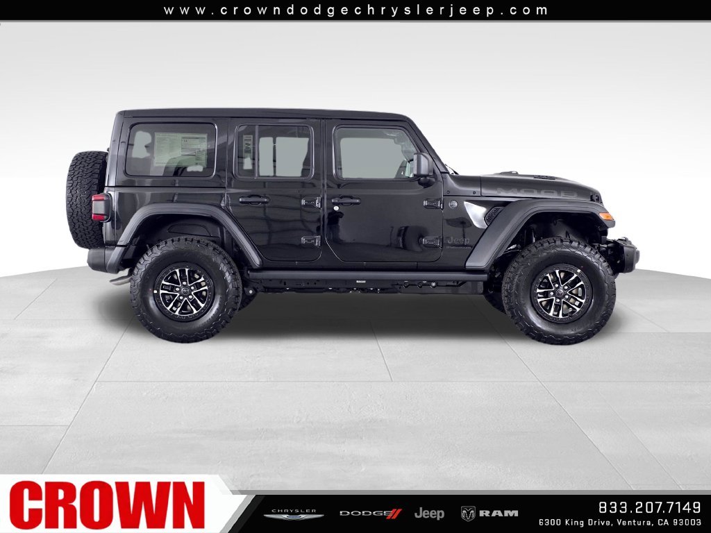 New 2027 Black Clear-Coat Paint Jeep  image 4