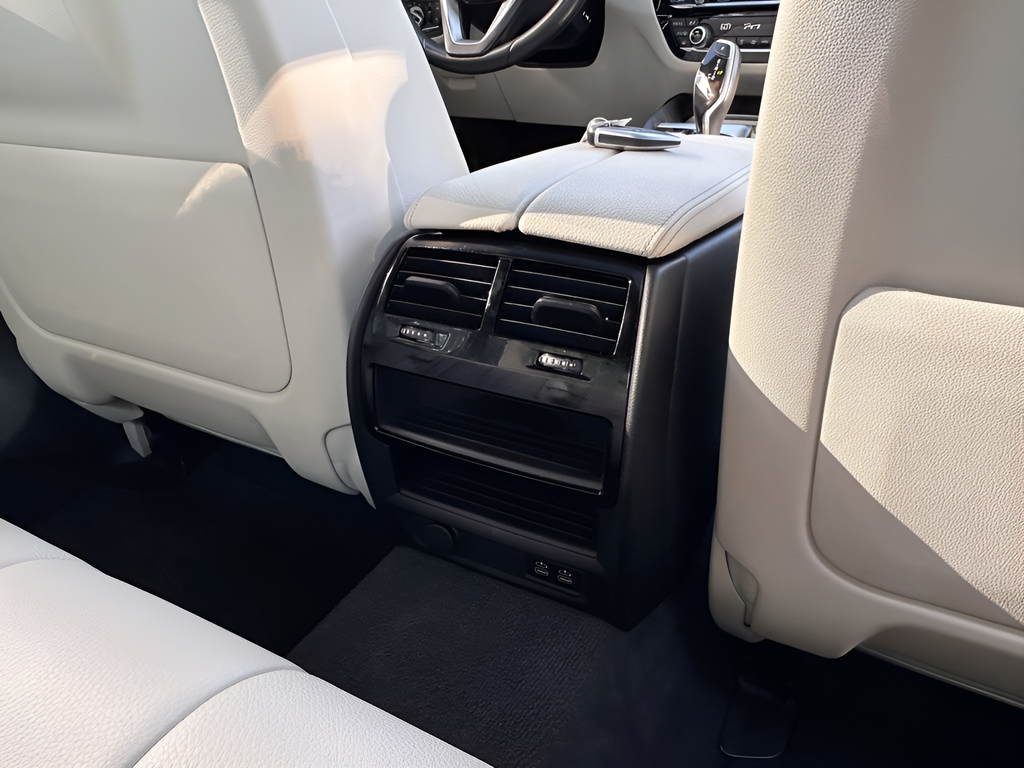 Used 2023 Gray BMW 530i image 22