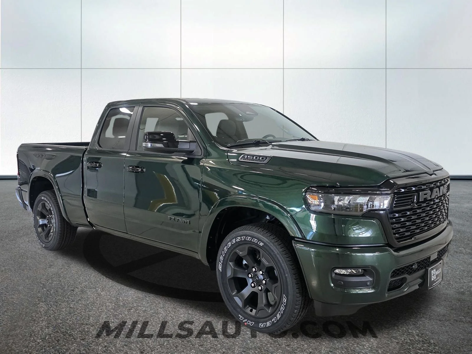 New 2026 Serrano-Green Metallic Exterior Paint RAM Big Horn/Lone Star image 10