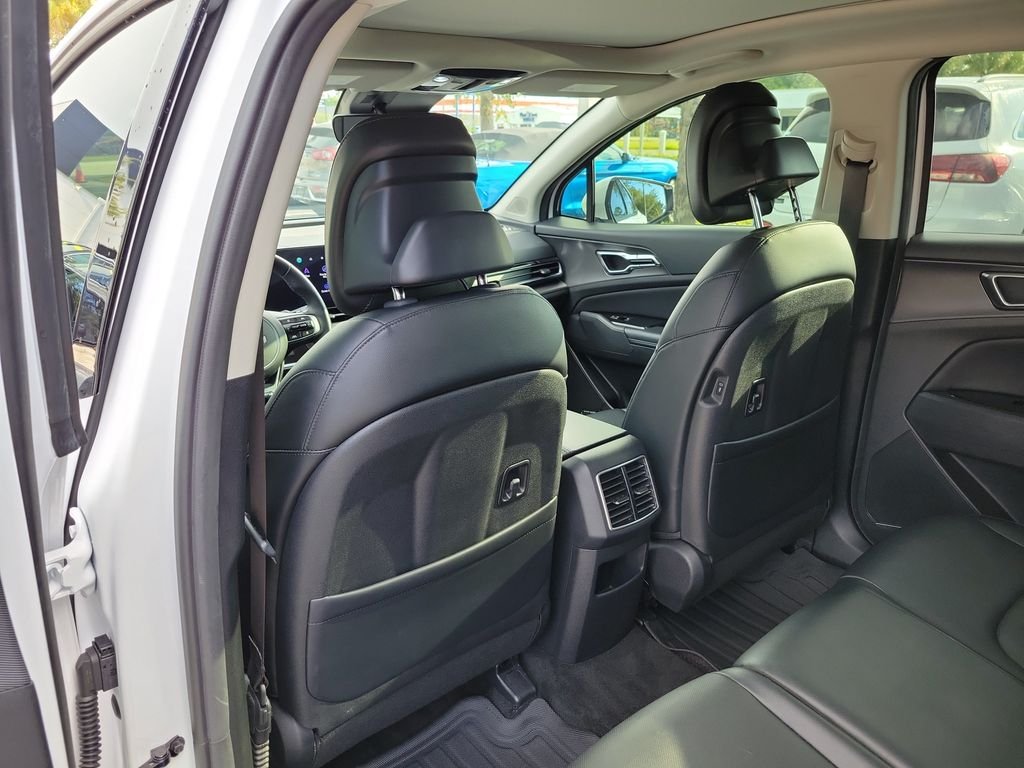 Certified Used 2024 Glacial White Pearl Kia SX image 17