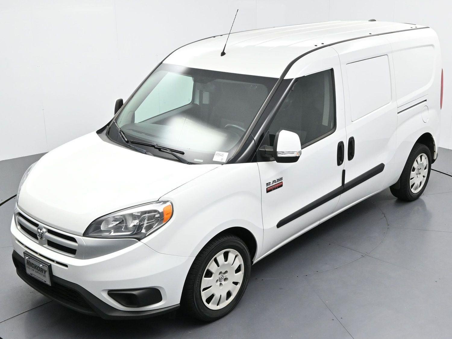 Used 2018 Bright White Ram Tradesman SLT image 37
