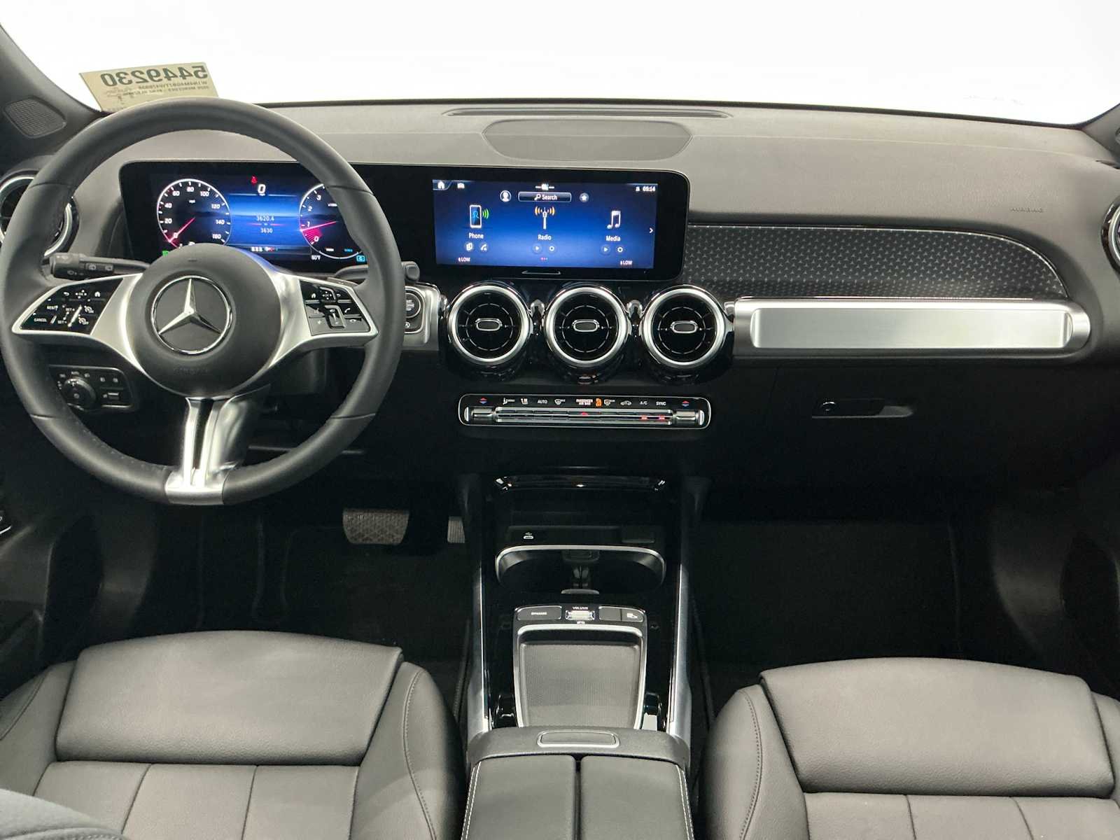 Certified Used 2026 Polar White Mercedes-Benz GLB 250 image 20