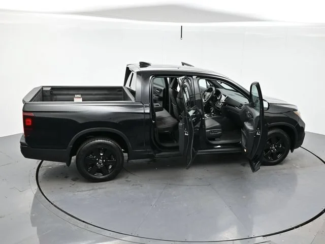 Used 2017 Black Honda Black Edition image 43