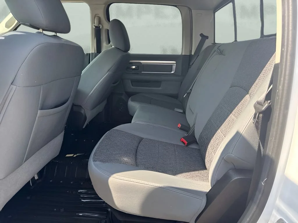 Used 2014 Grey Ram Big Horn image 12