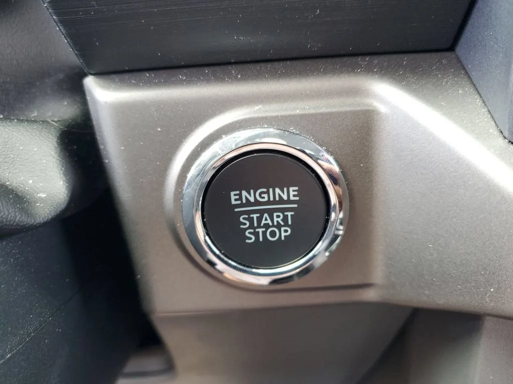 Used 2024 White Ford XLT image 23