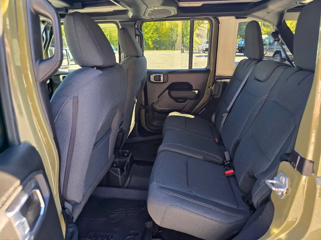 New 2027 Green Jeep Sport S image 10
