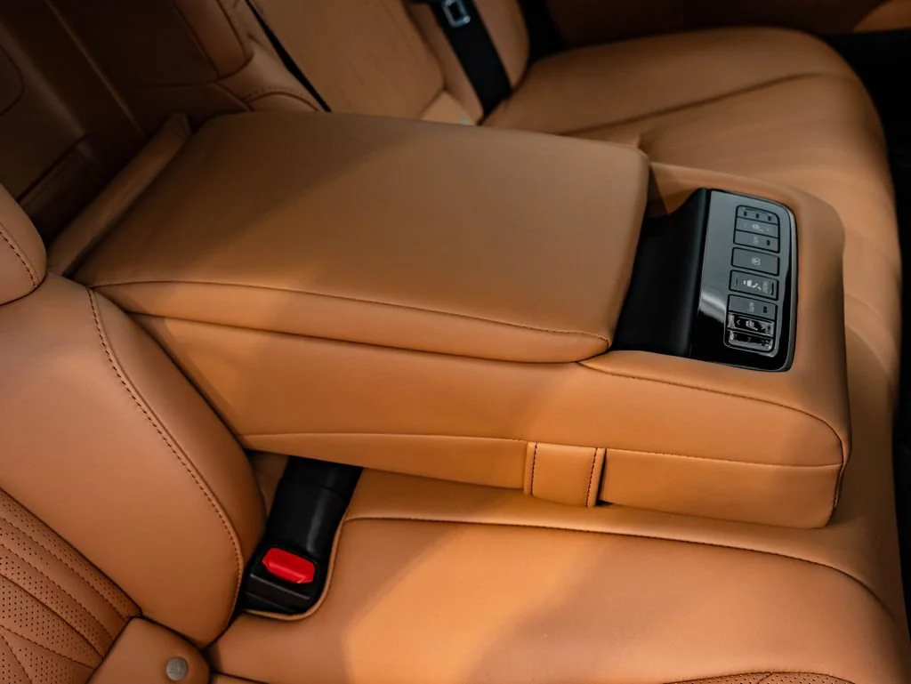 Used 2023 Atomic Silver Lexus 500 image 46