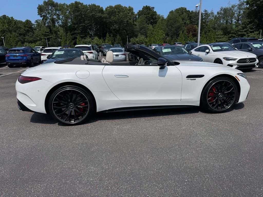 Certified Used 2022 MANUFAKTUR Moonlight White Metallic Mercedes-Benz SL 55 AMG® image 12