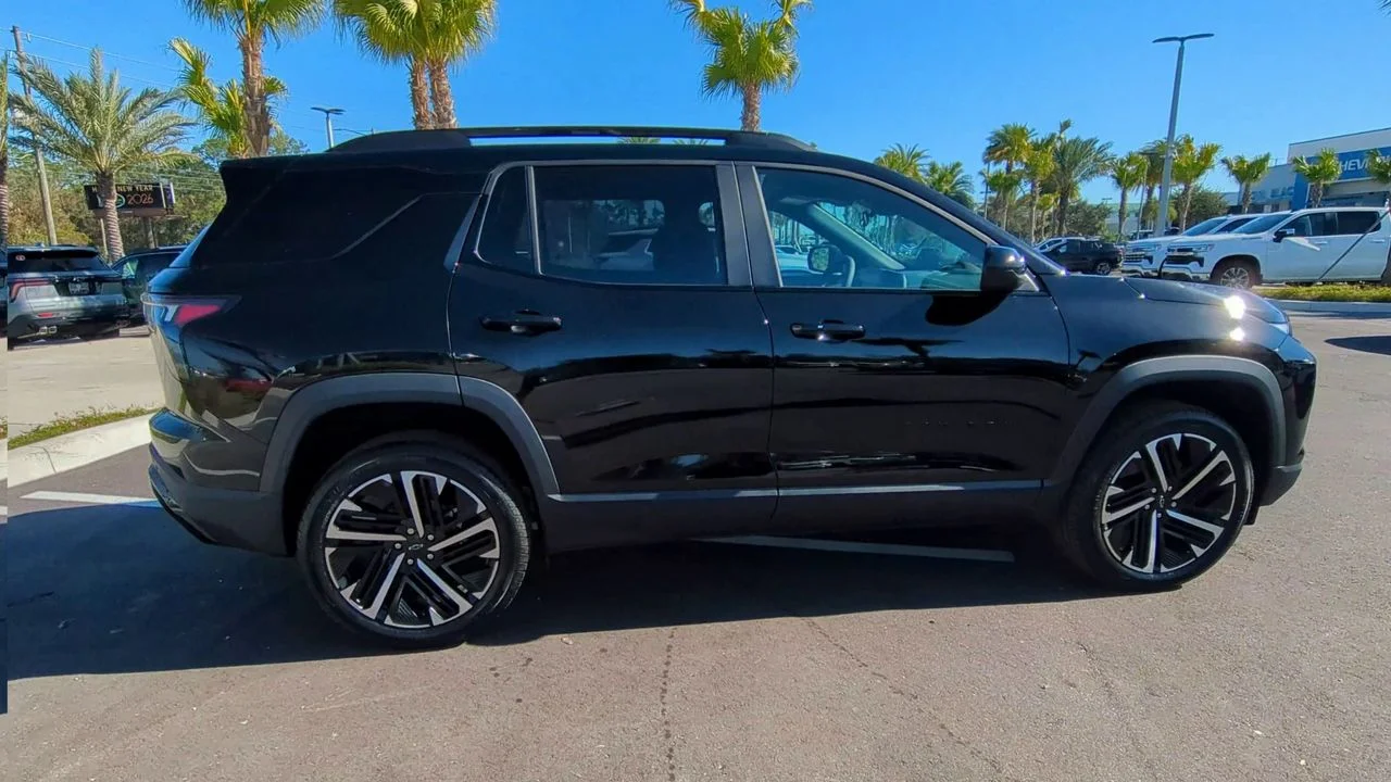 New 2026 Mosaic Black Metallic Chevrolet RS image 42