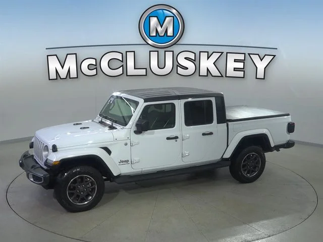 2022 Jeep Gladiator Overland's photo