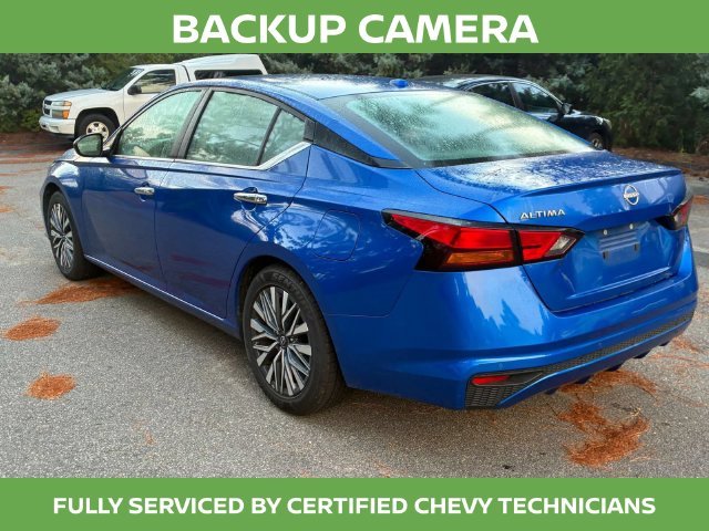 Used 2025 Blue Nissan 2.5 SV image 10