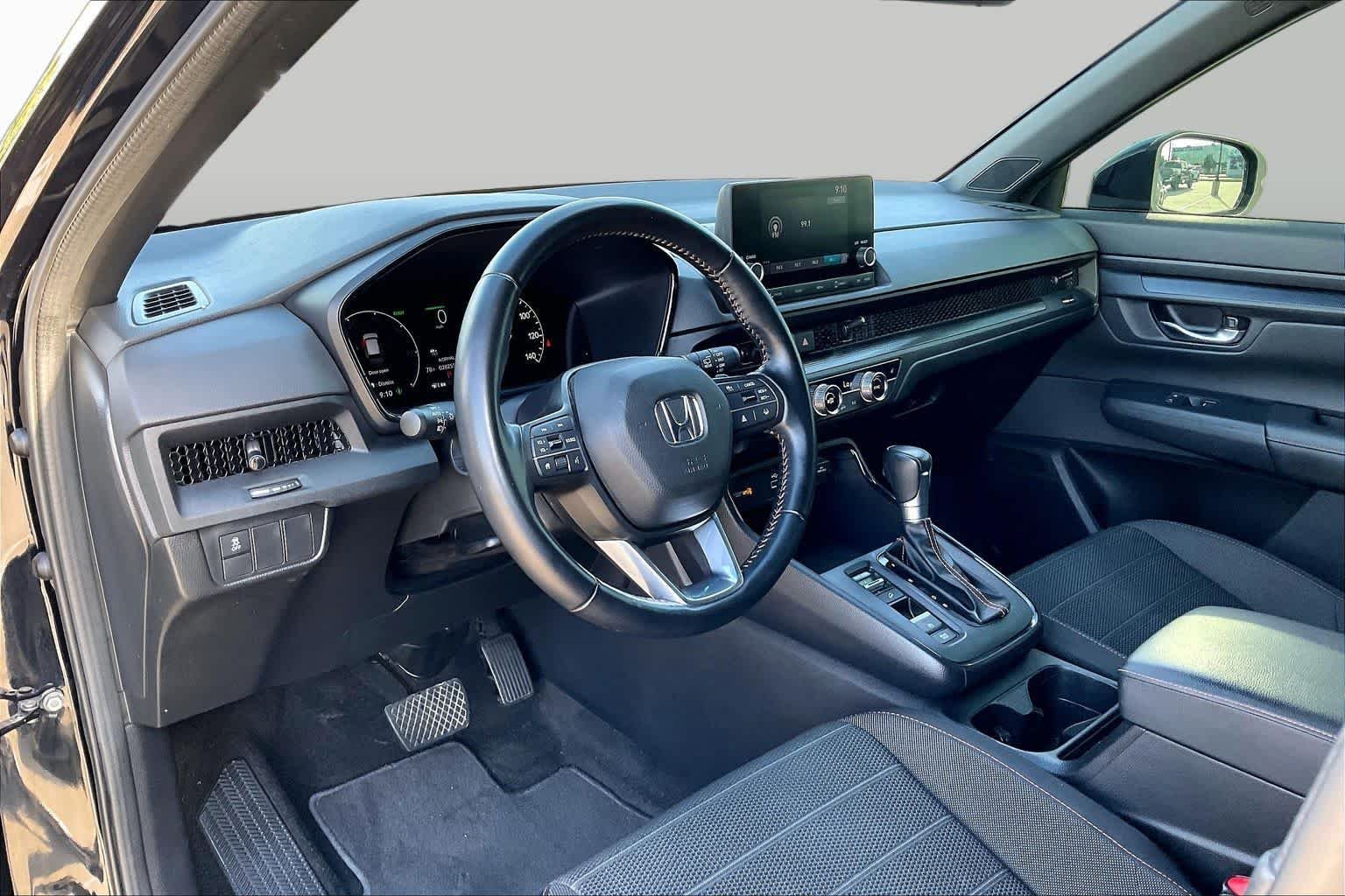 Used 2025 Crystal Black Pearl Honda Sport image 18