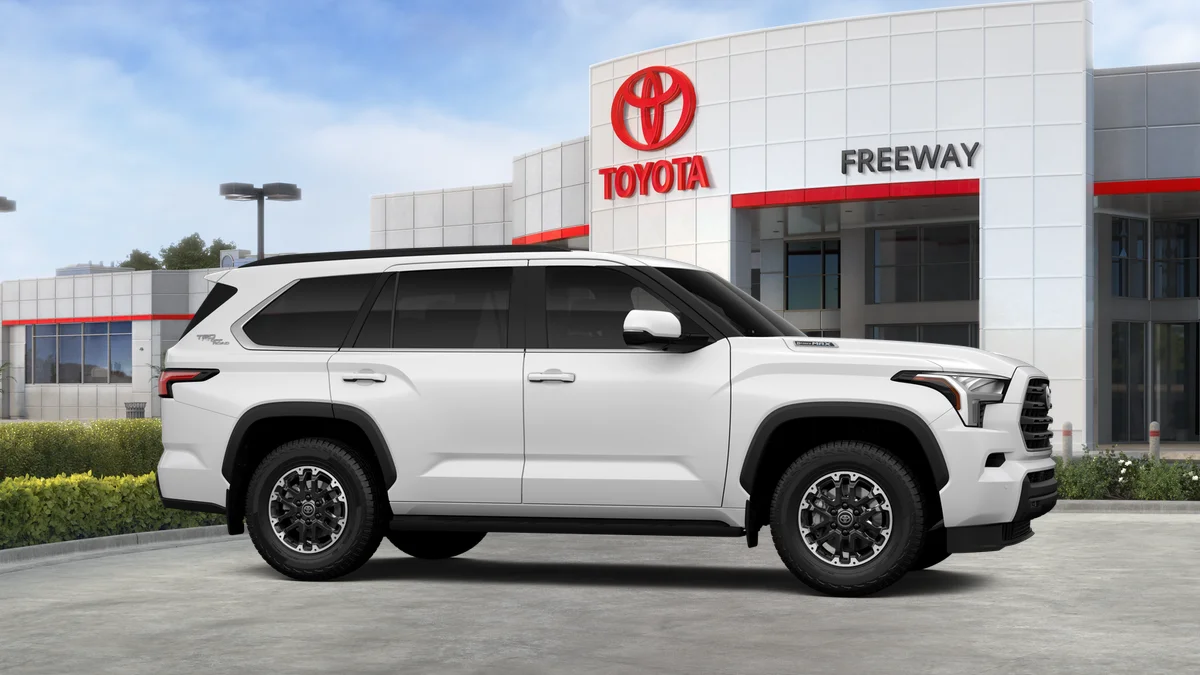 New 2026 Ice Cap Toyota SR5 image 13