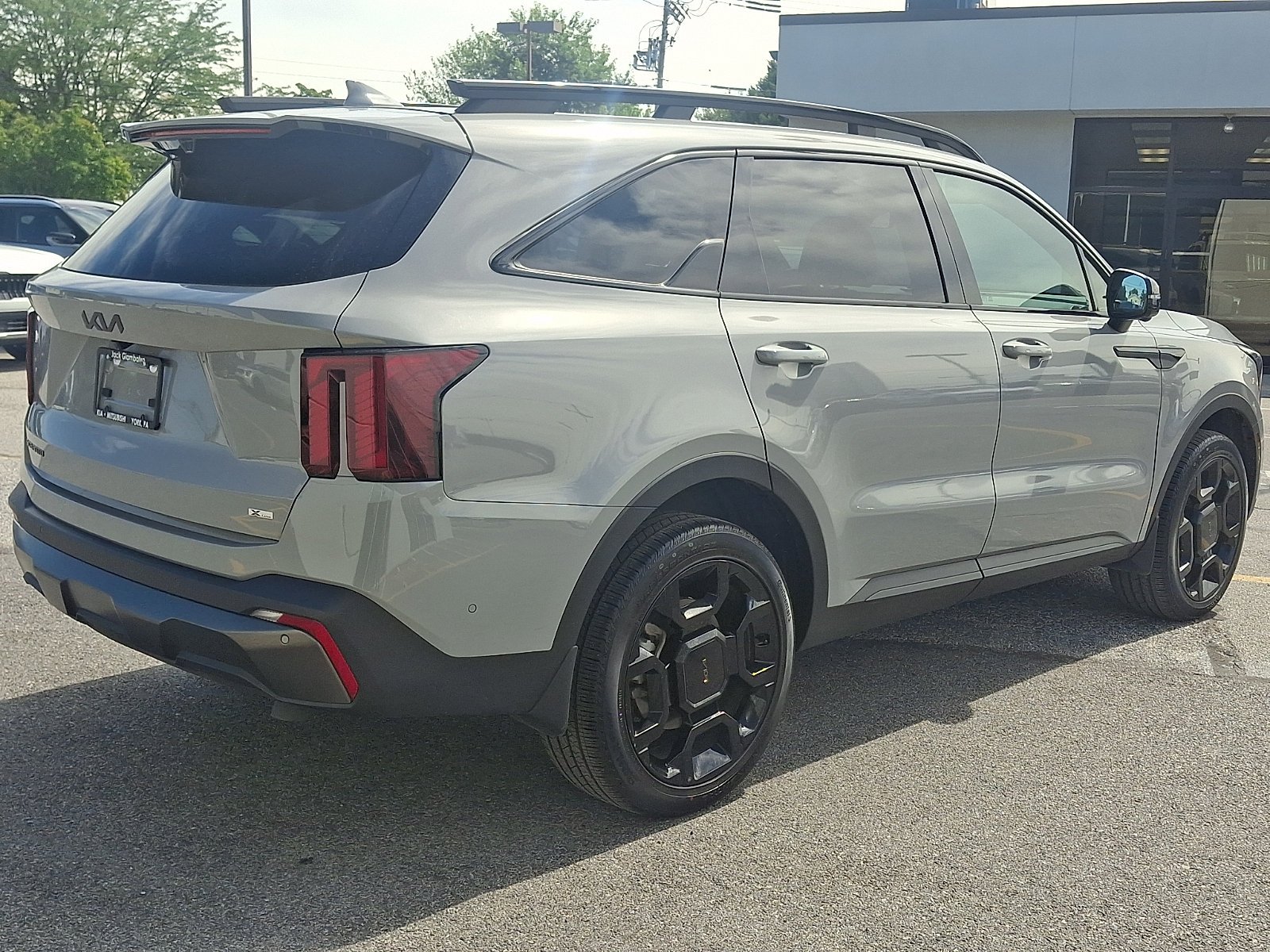 Used 2025 Gray Kia X-Line SX Prestige image 2