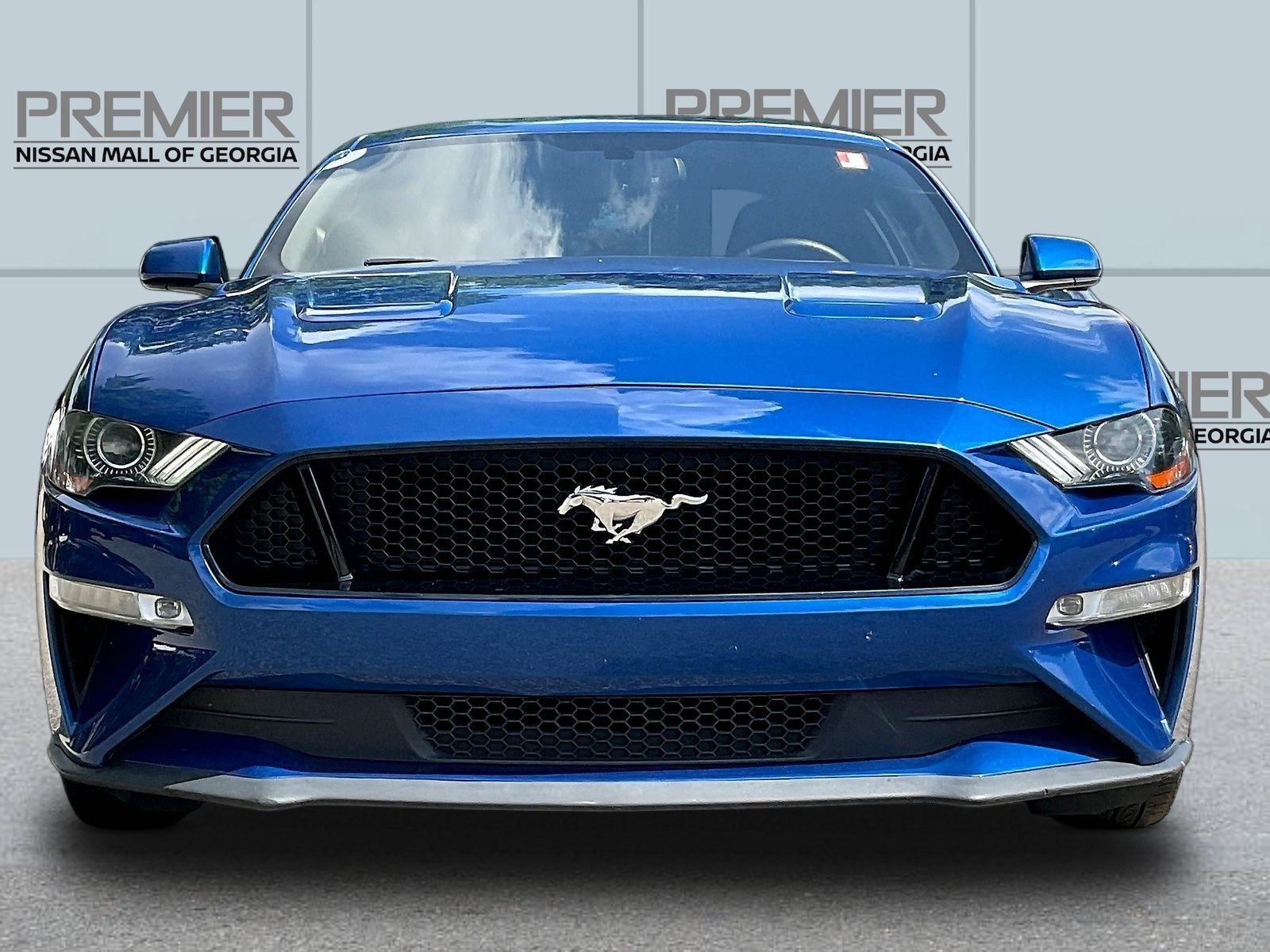 Used 2018 Blue Ford GT image 2